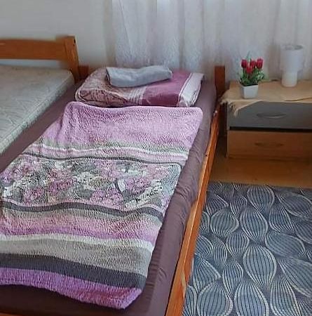 Visszavar-Lak Privat Berlemeny Badacsonytomaj Exterior foto