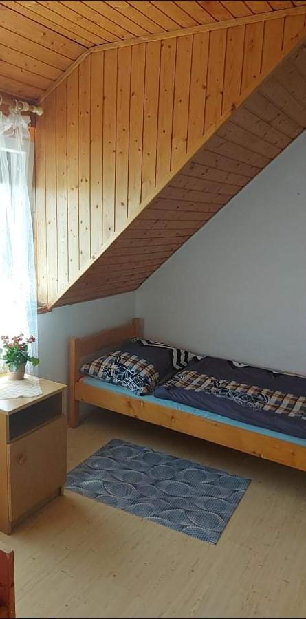Visszavar-Lak Privat Berlemeny Badacsonytomaj Exterior foto